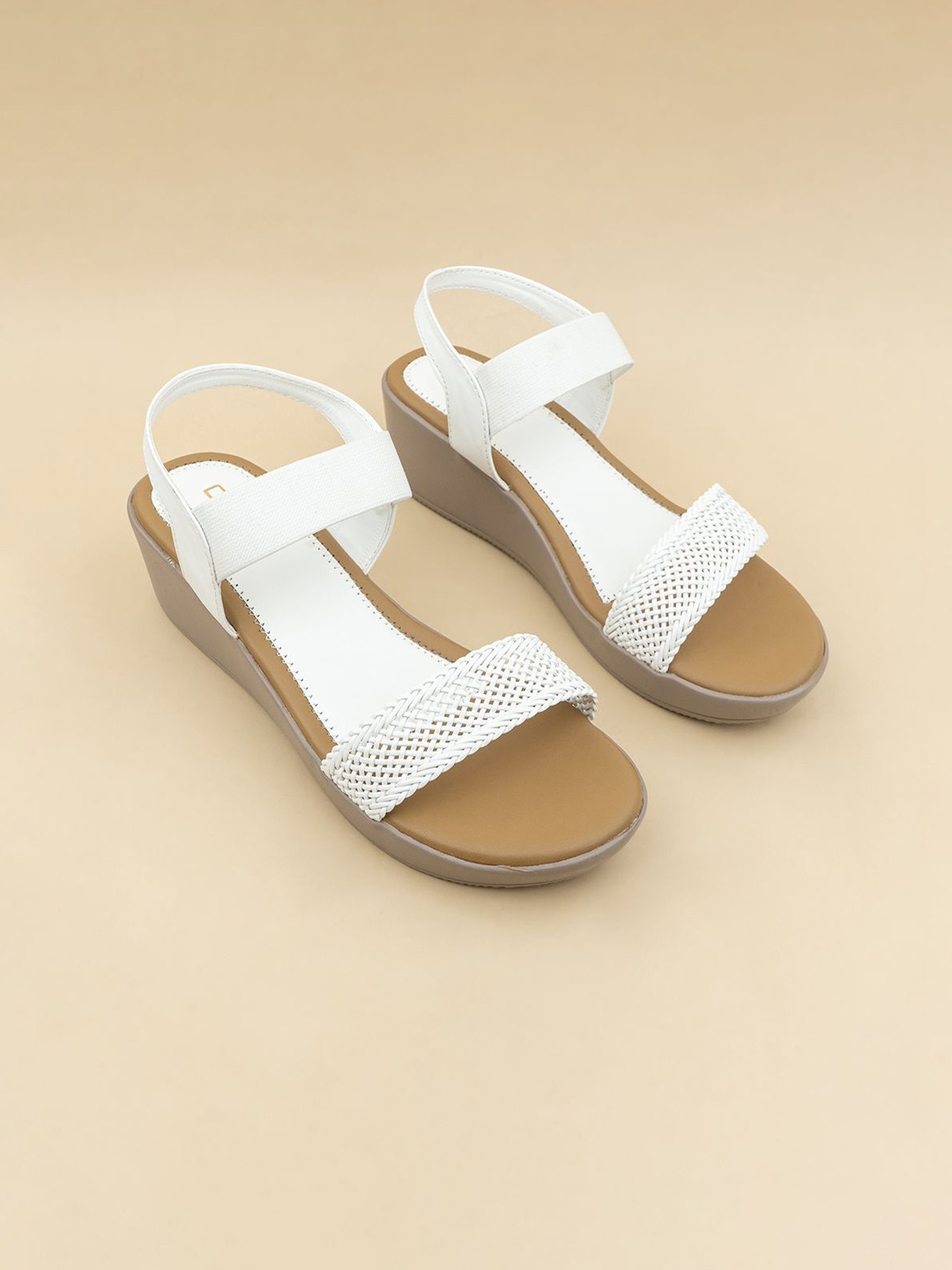 

Ozuri Women Ankle Loop Wedge Sandals, White