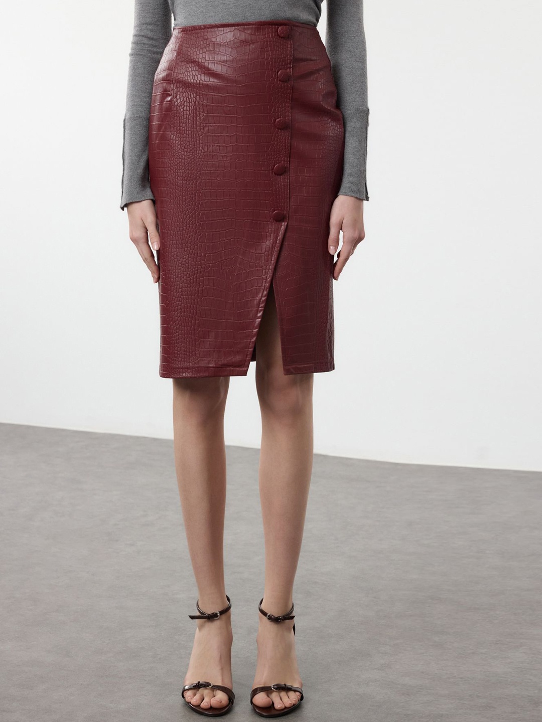 

Trendyol Front Slit Pencil Skirt, Red