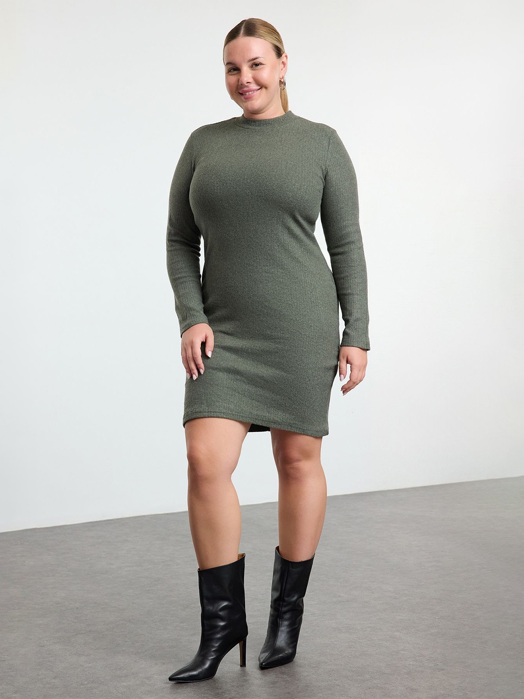 

Trendyol Bodycon Dress, Na