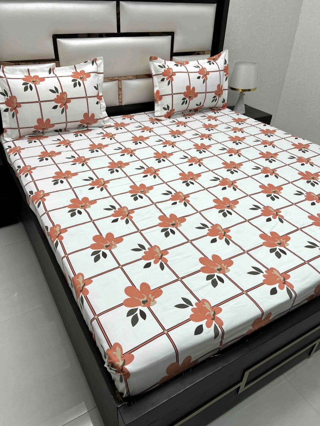 

Pure Decor Queen Size Double Bed Bedsheet With 2 Pillow Covers 2.28m X 2.54m, Orange