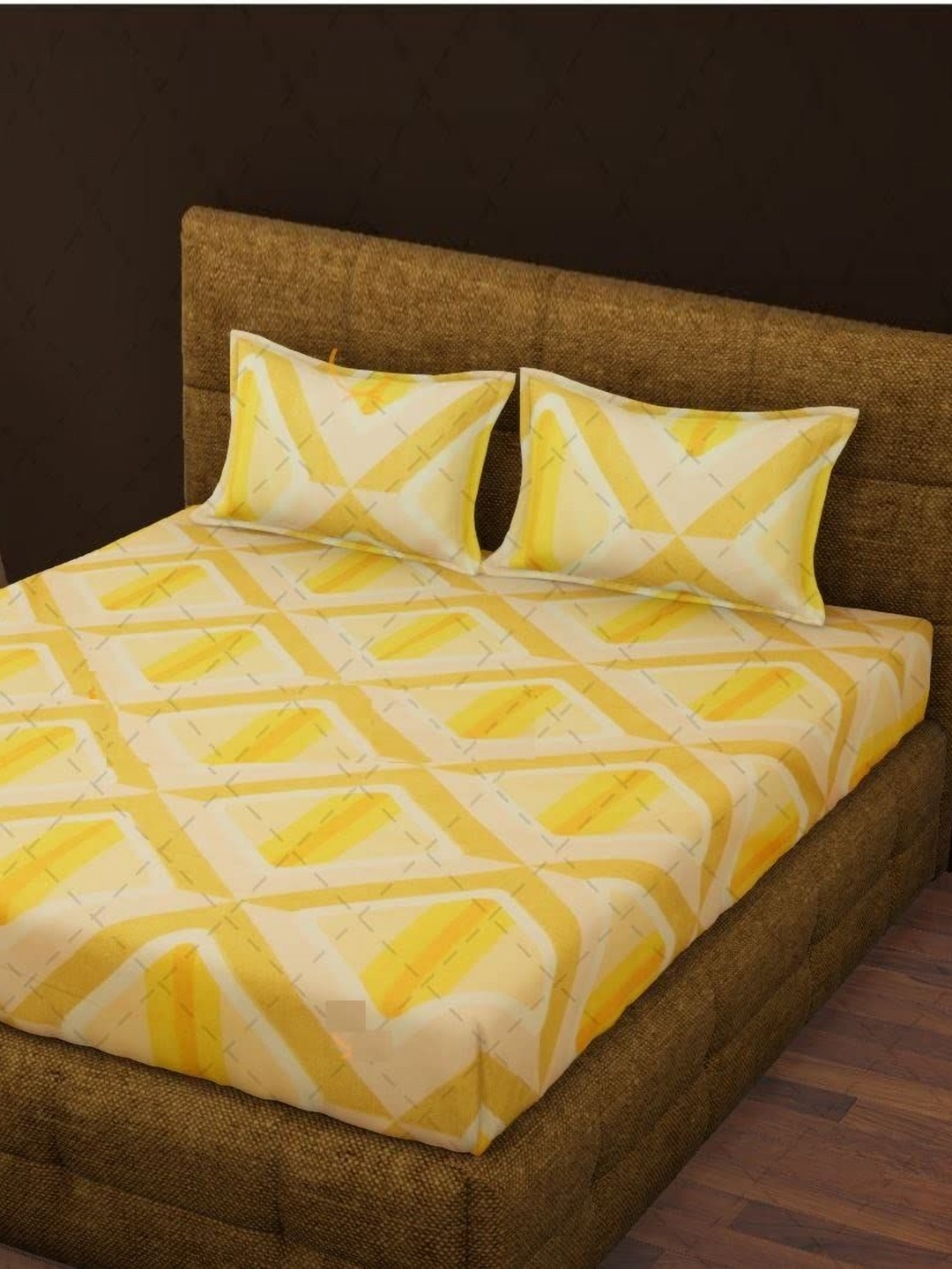 

Aura Yellow & White Geometric 144 TC Queen Bedsheet with 2 Pillow Covers