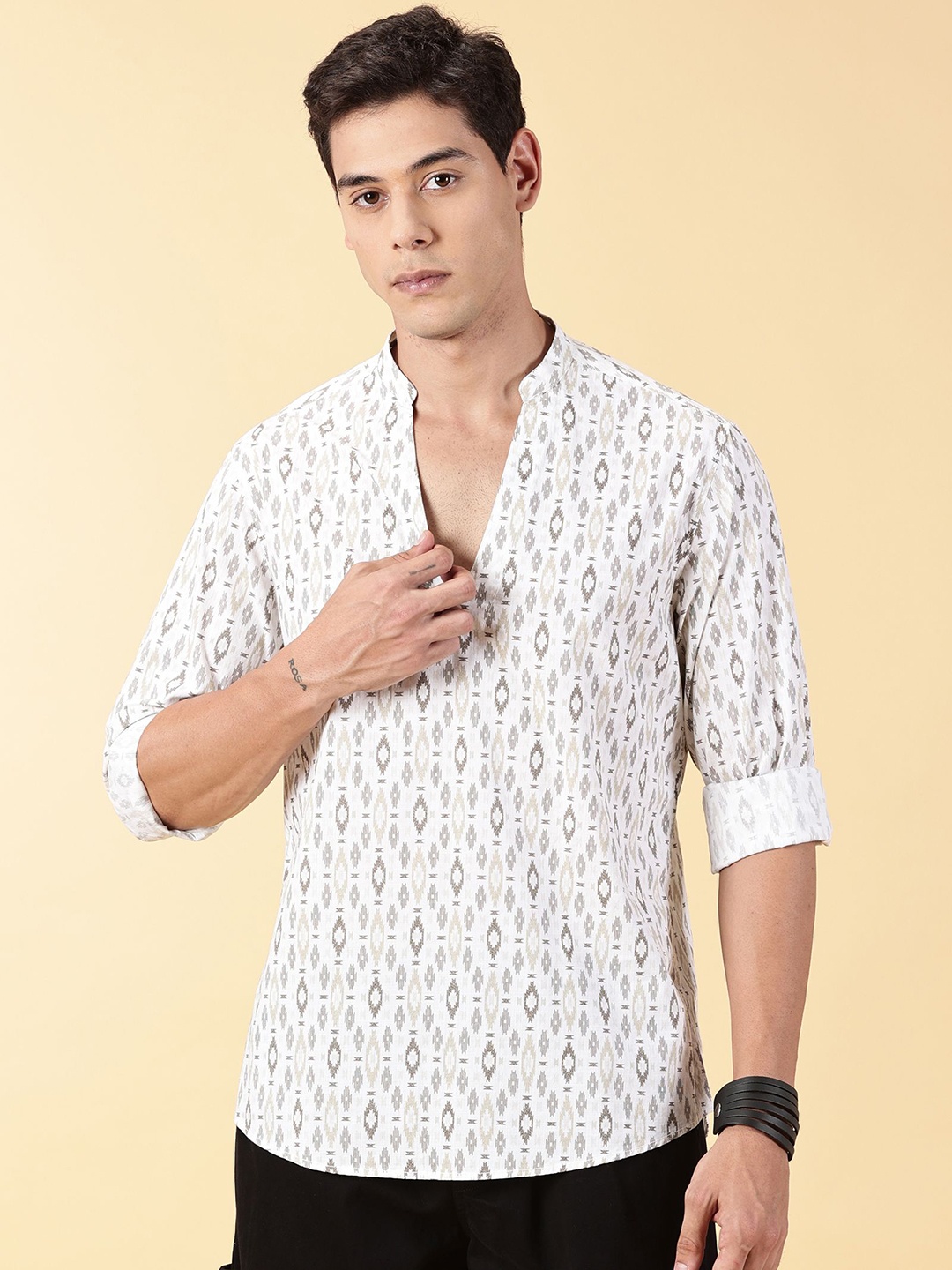 

VALEN CLUB Men Flared Sleeves Anarkali Kurta, Grey
