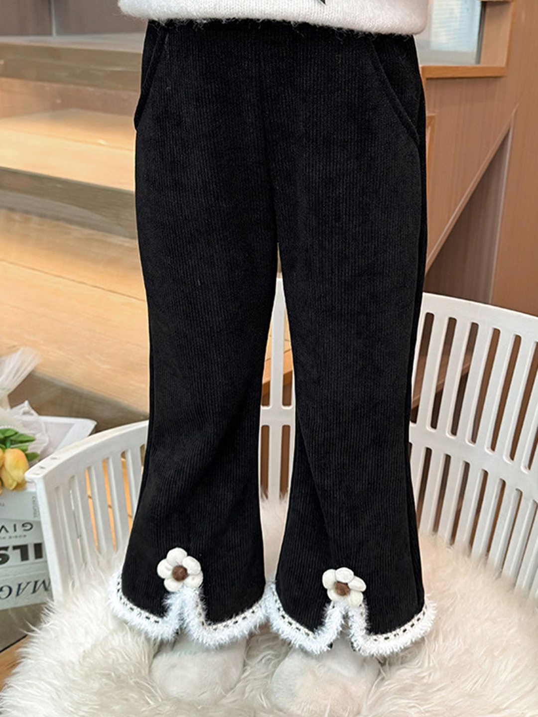 

LULU & SKY Girls Flared Trousers, Black