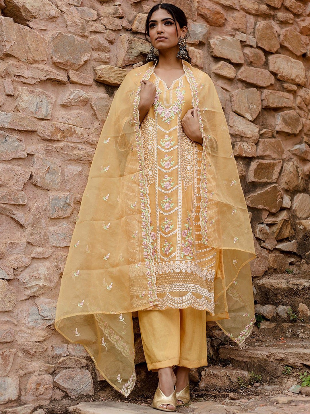 

ROZANAJAIPUR Ethnic Motifs Embroidered Regular Kurta with Trousers & With Dupatta, Yellow