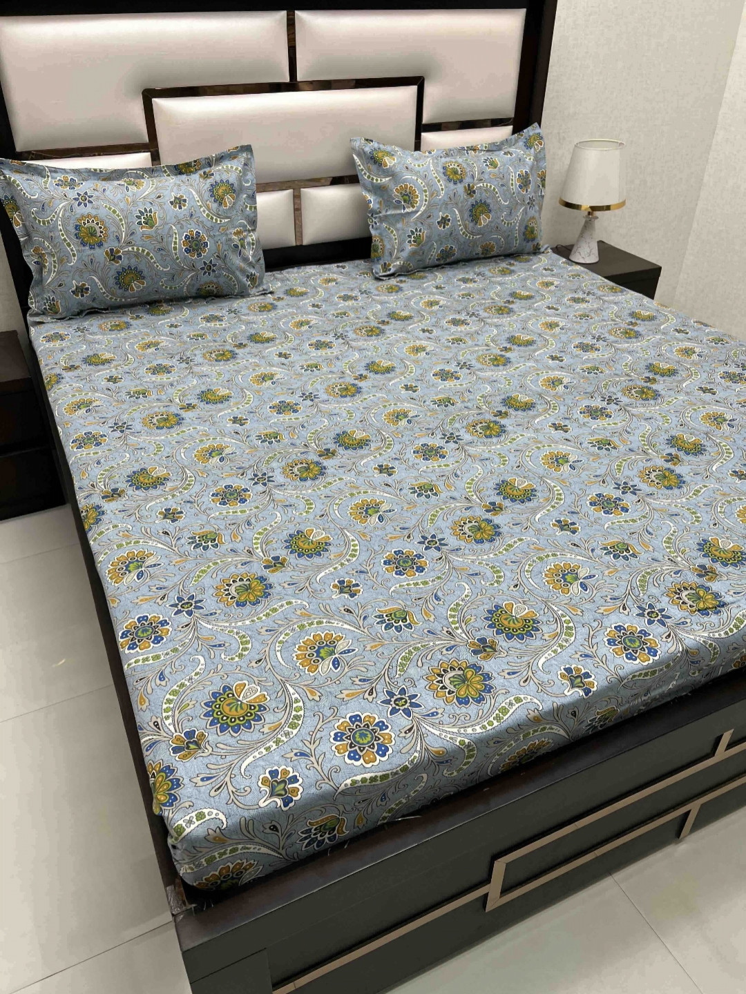 

Pure Decor Cotton Queen Size Double Bed Bedsheet With 2 Pillow Covers 2.28 m x 2.54 m, Blue