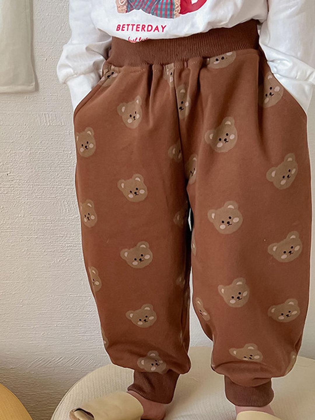 

LULU & SKY Girls Printed Tapered Fit High-Rise Trousers, Brown