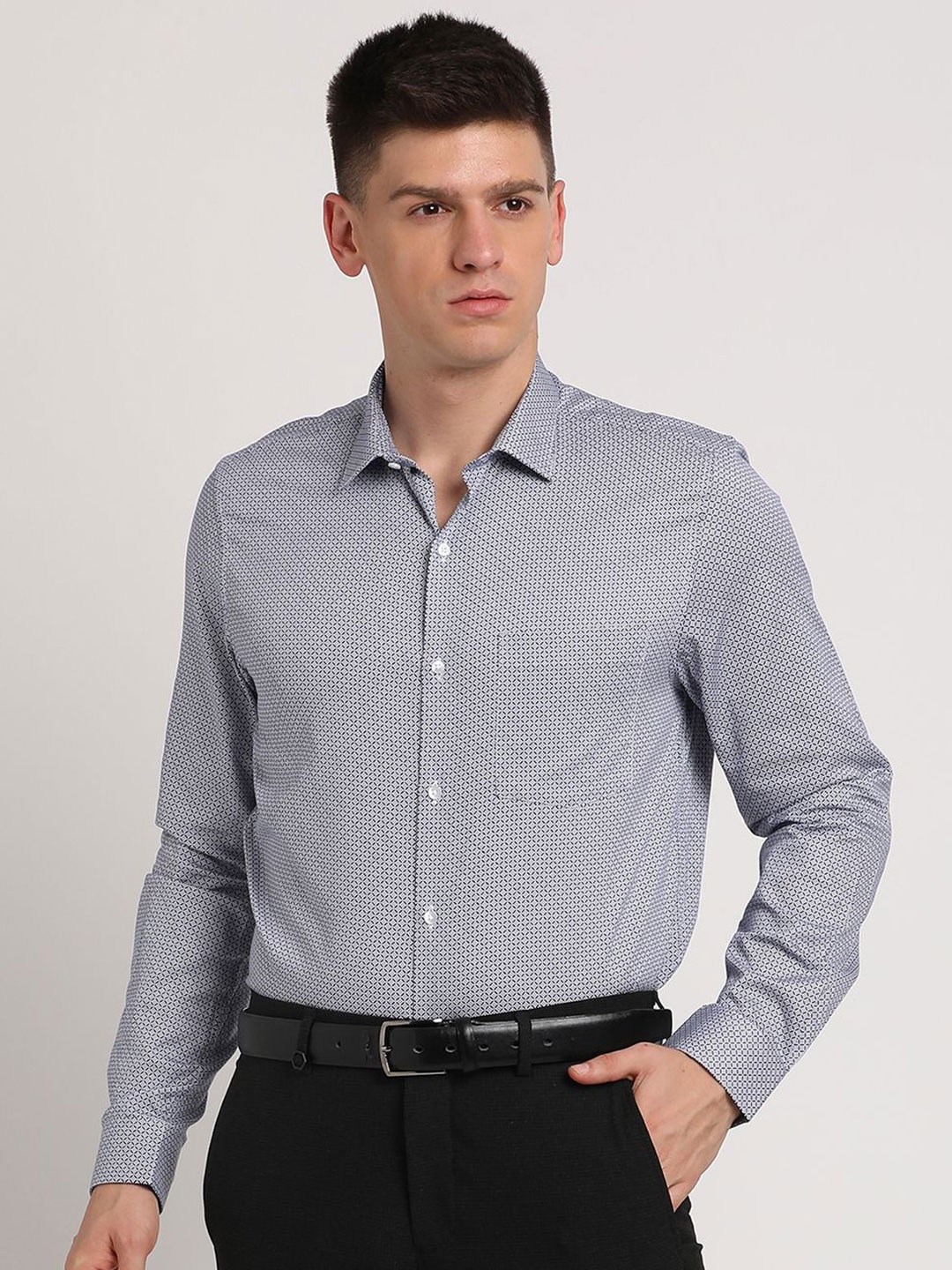 

Turtle Men Standard Slim Fit Opaque Printed Formal Shirt, Grey