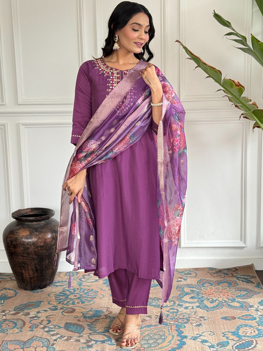

TWINS LADY Women Ethnic Motifs Embroidered Chanderi Silk Kurta with Trousers & Dupatta, Magenta