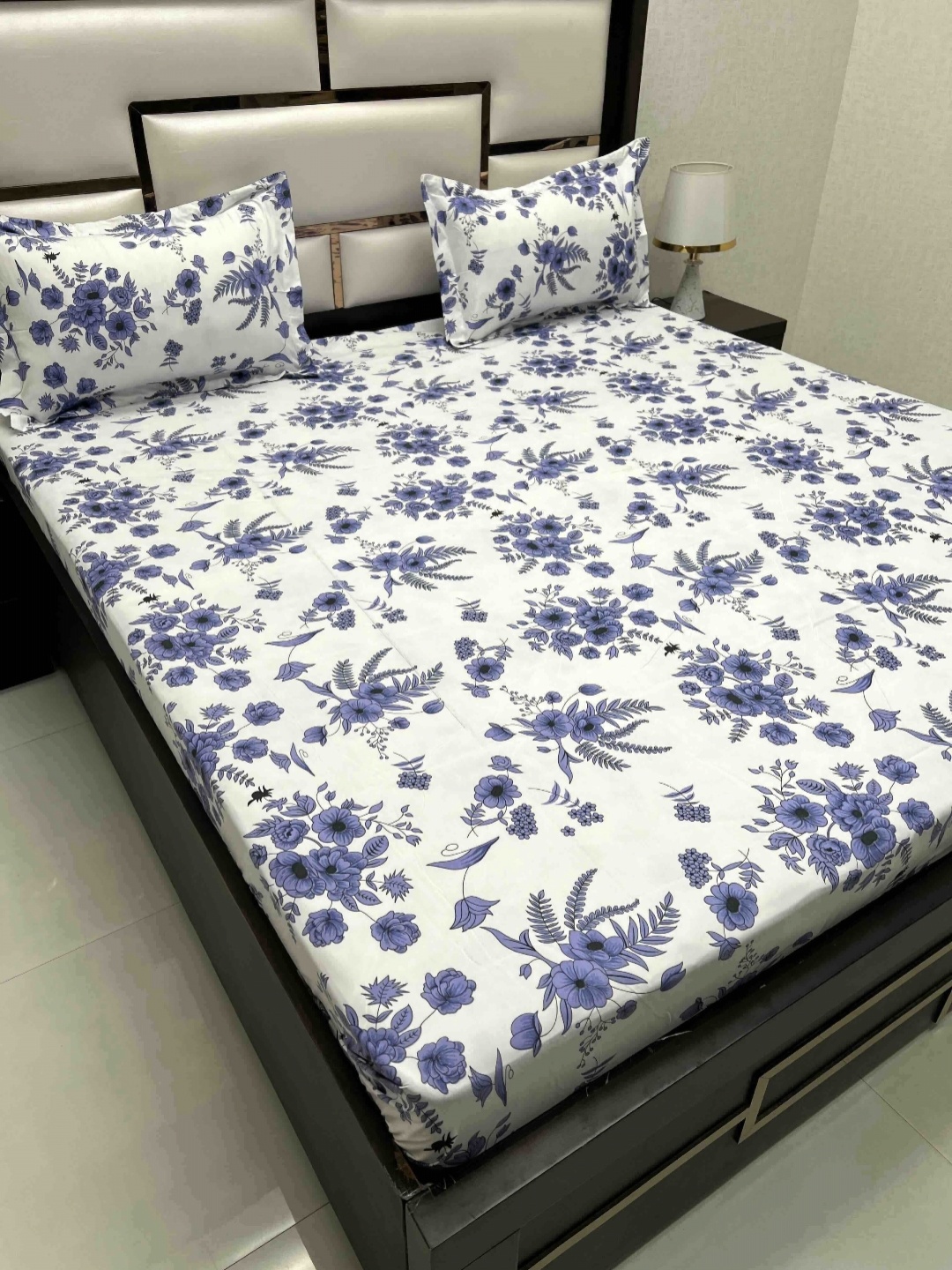 

Pure Decor Queen Size Double Bed Bedsheet With 2 Pillow Covers 2.28m X 2.54m, Blue