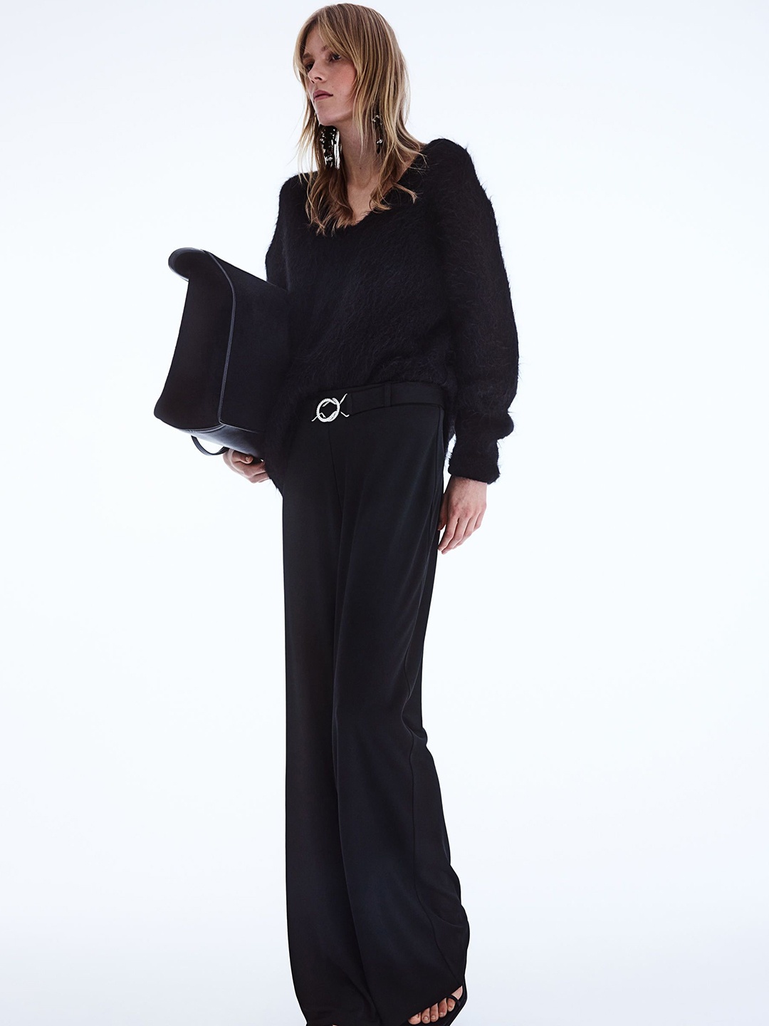 

H&M Women Belted Trousers, Black