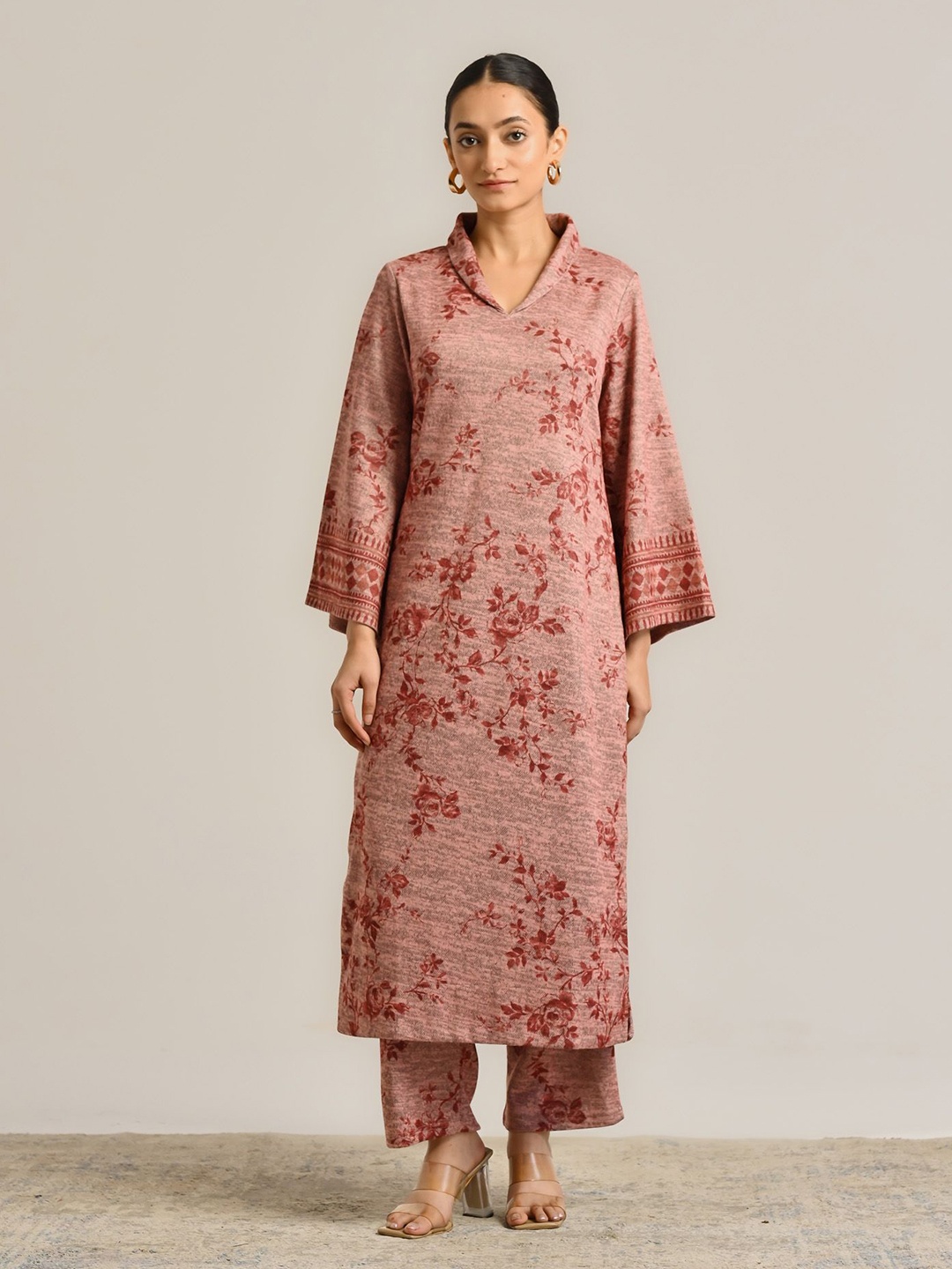 

Rustorange Floral Printed Straight Kurta with Salwar, Peach