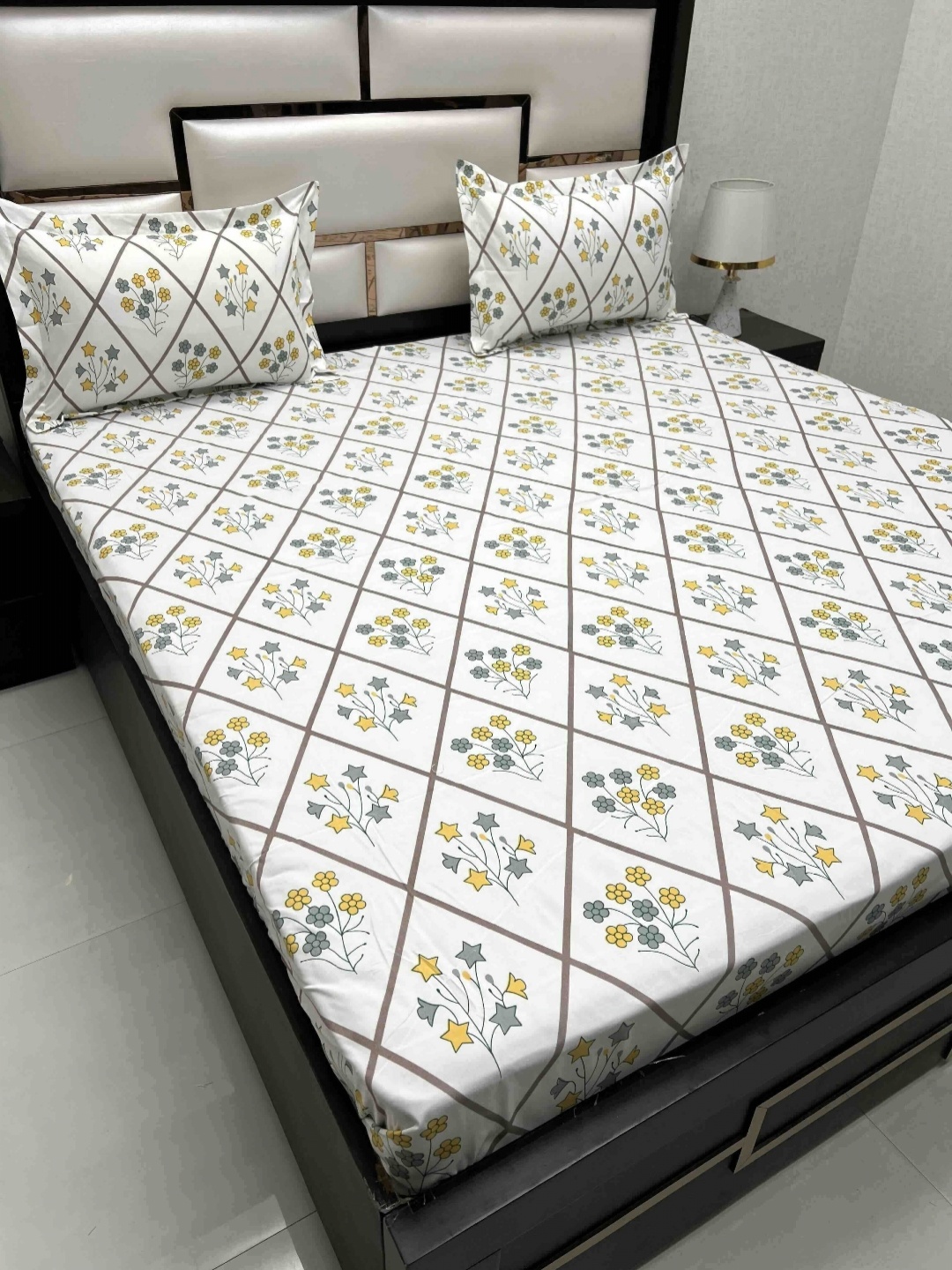 

Pure Decor Queen Size Double Bed Bedsheet With 2 Pillow Covers 2.28m X 2.54m, Grey