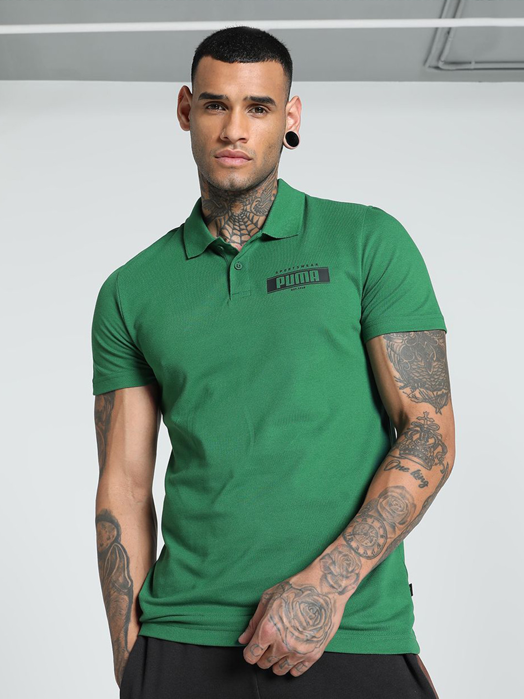 

Puma Men Varsity Graphic Cotton Polo Slim-Fit Tshirt, Green