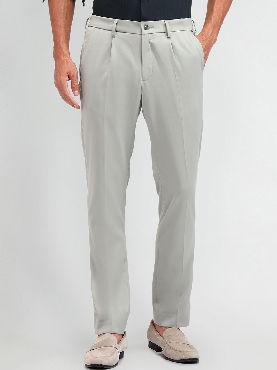 

Arrow New York Men Smart Slim Fit Pleated Trousers, Grey