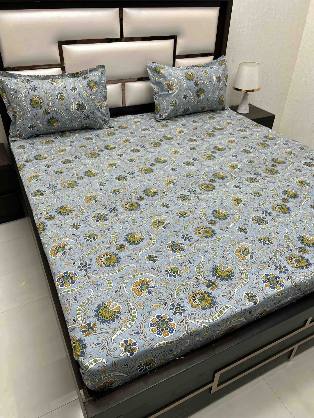 

Pure Decor Cotton Queen Size Double Bed Bedsheet With 2 Pillow Covers 2.28 m x 2.54 m, Blue
