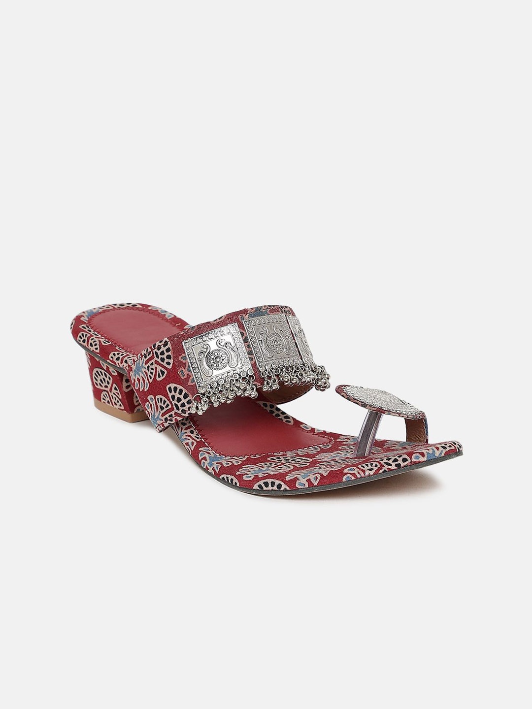 

Kiana House Of Fashion Embellished Ethnic Block Sandals, Maroon