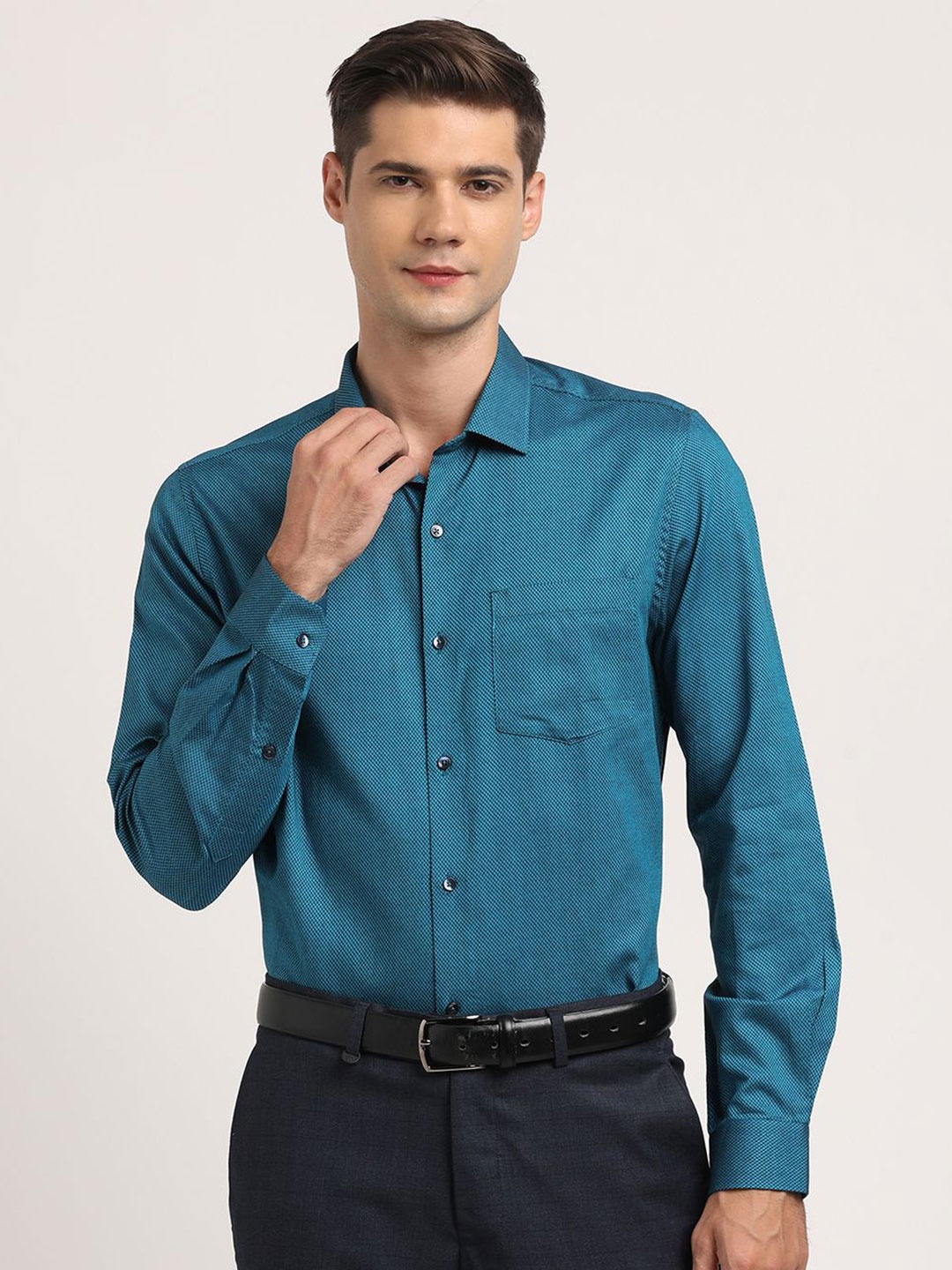 

Turtle Men Standard Slim Fit Opaque Formal Shirt, Blue