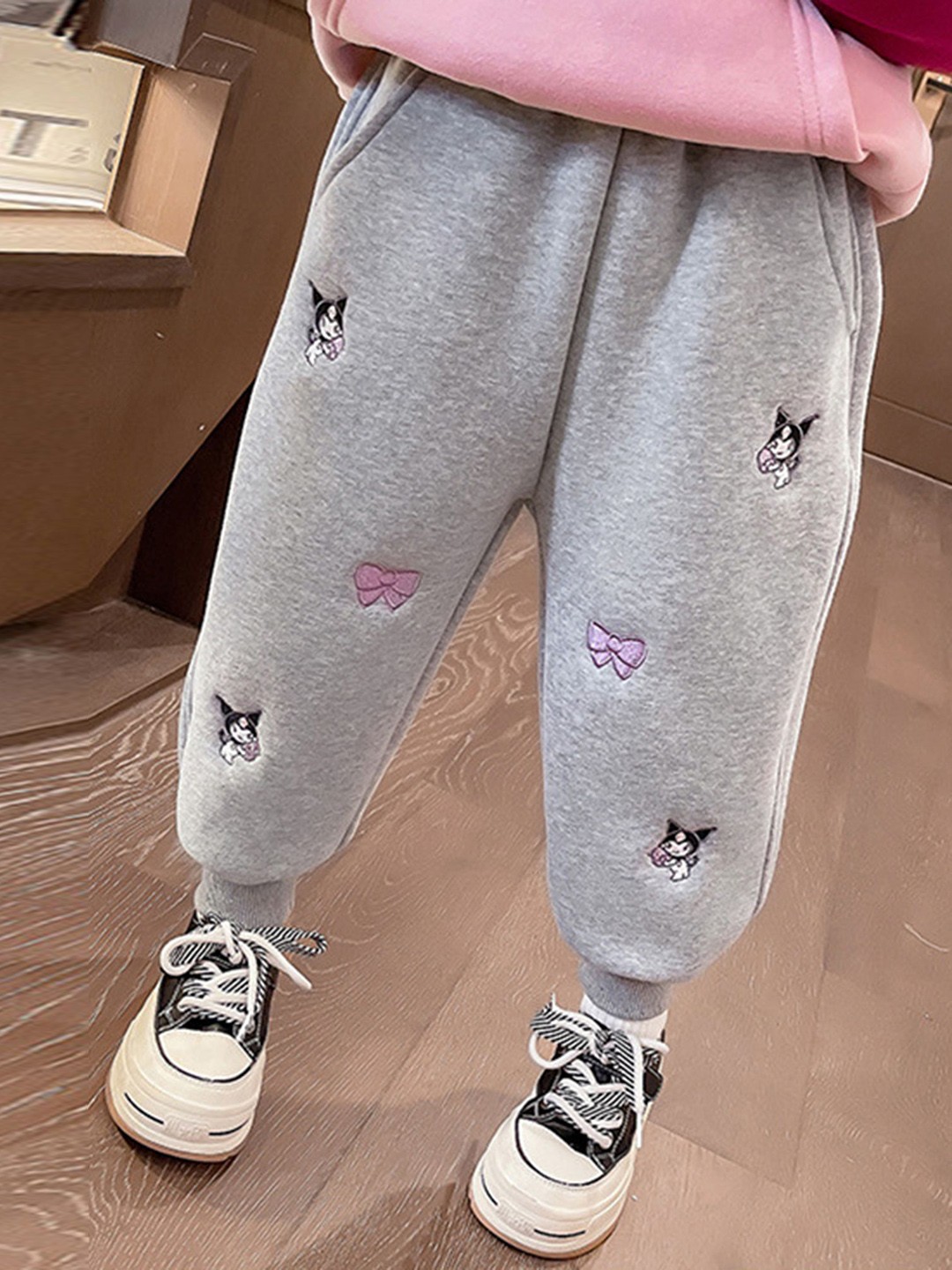

LULU & SKY Girls Tapered Fit High-Rise Joggers Trousers, Grey