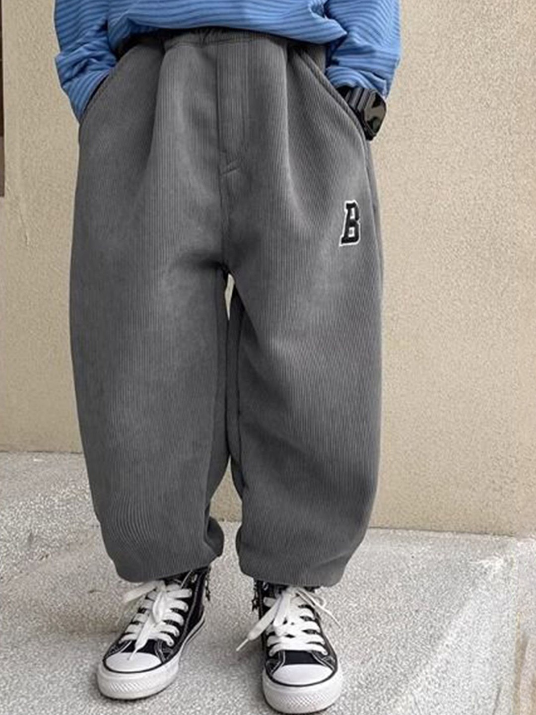 

LULU & SKY Boys High-Rise Joggers Trousers, Grey