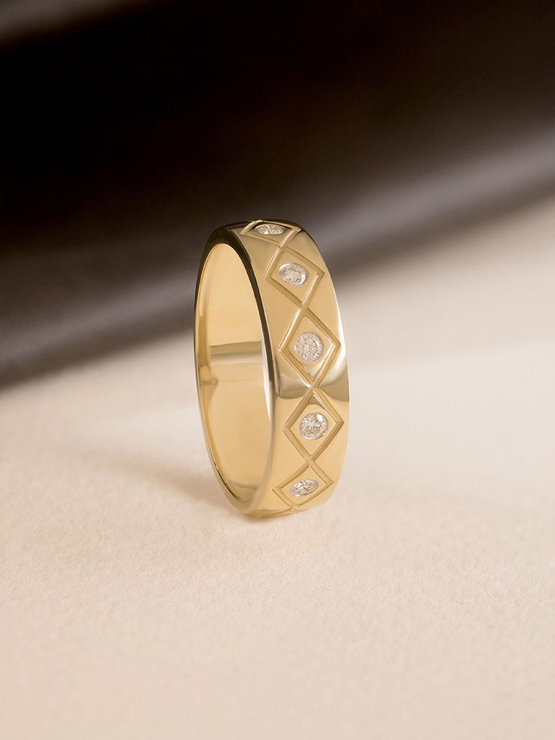 

Mia by Tanishq Men 14KT Finger Ring Diamond, Gold