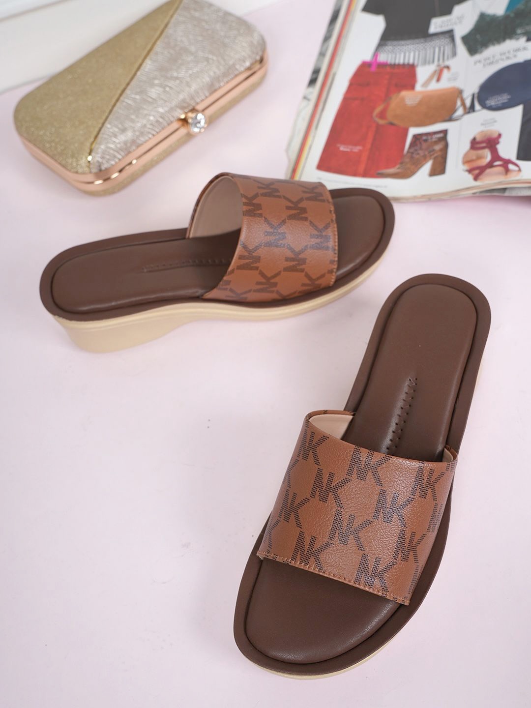 

Walkfree Women Textured Wedge Heel Sandals, Brown
