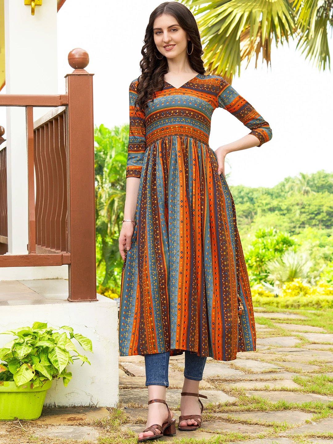 

TextileNow Geometric Printed V-Neck Latkans Detail Straight Nayra Kurta, Orange