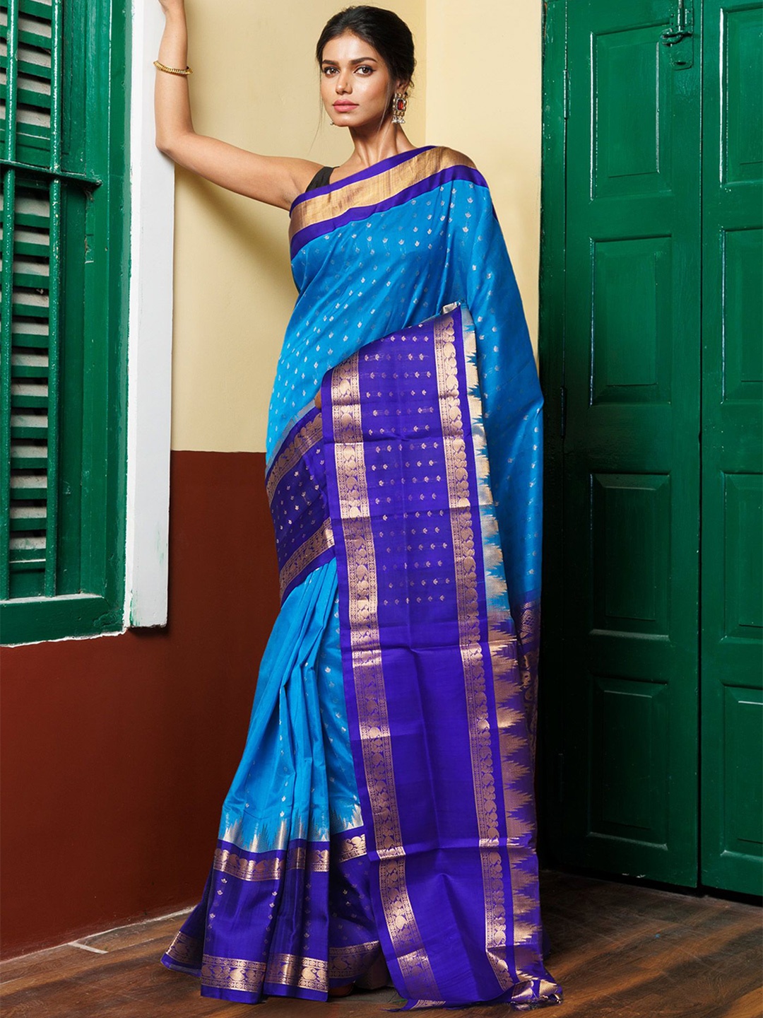 

Unnati Silks Woven Design Zari Silk Cotton Handloom Kanjeevaram Saree, Blue