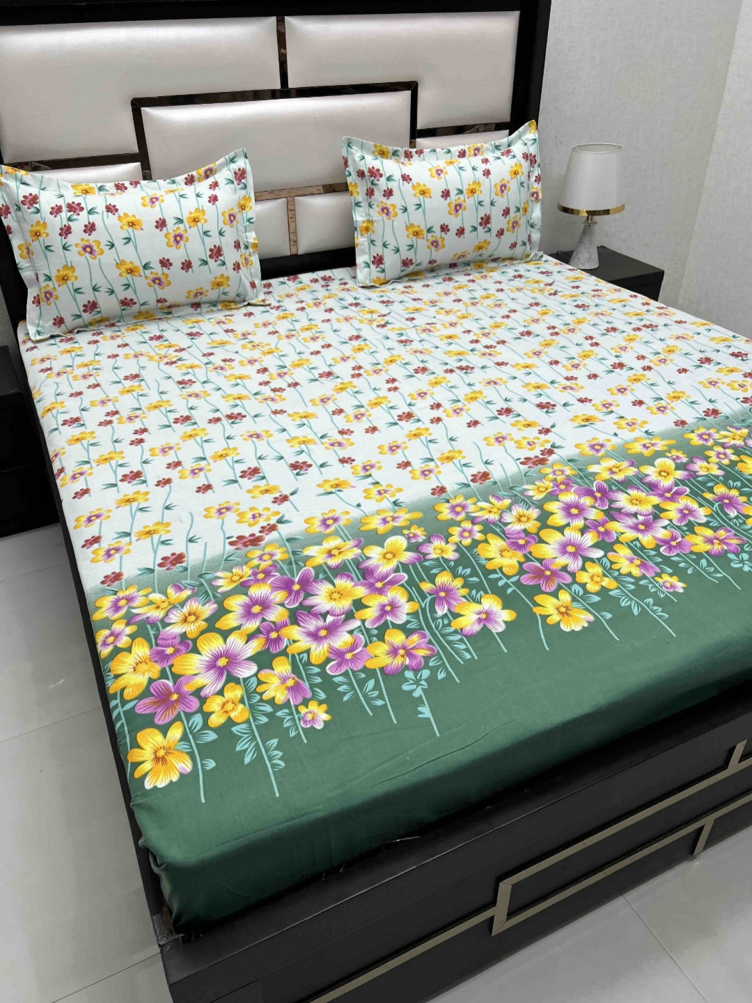 

Pure Decor Queen Size Double Bed Bedsheet With 2 Pillow Covers 2.28m X 2.54m, White