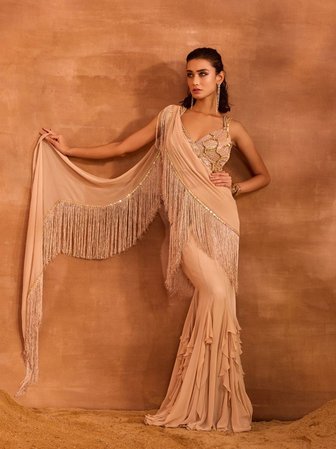 

DIVYA AGGARWAL Sequinned Embellished Saree, Beige