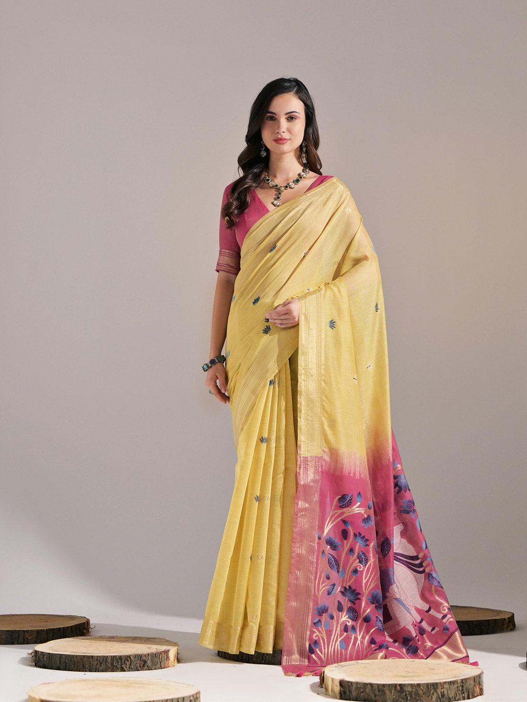 

Jinal & Jinal Woven Design Zari Muga Saree, Yellow