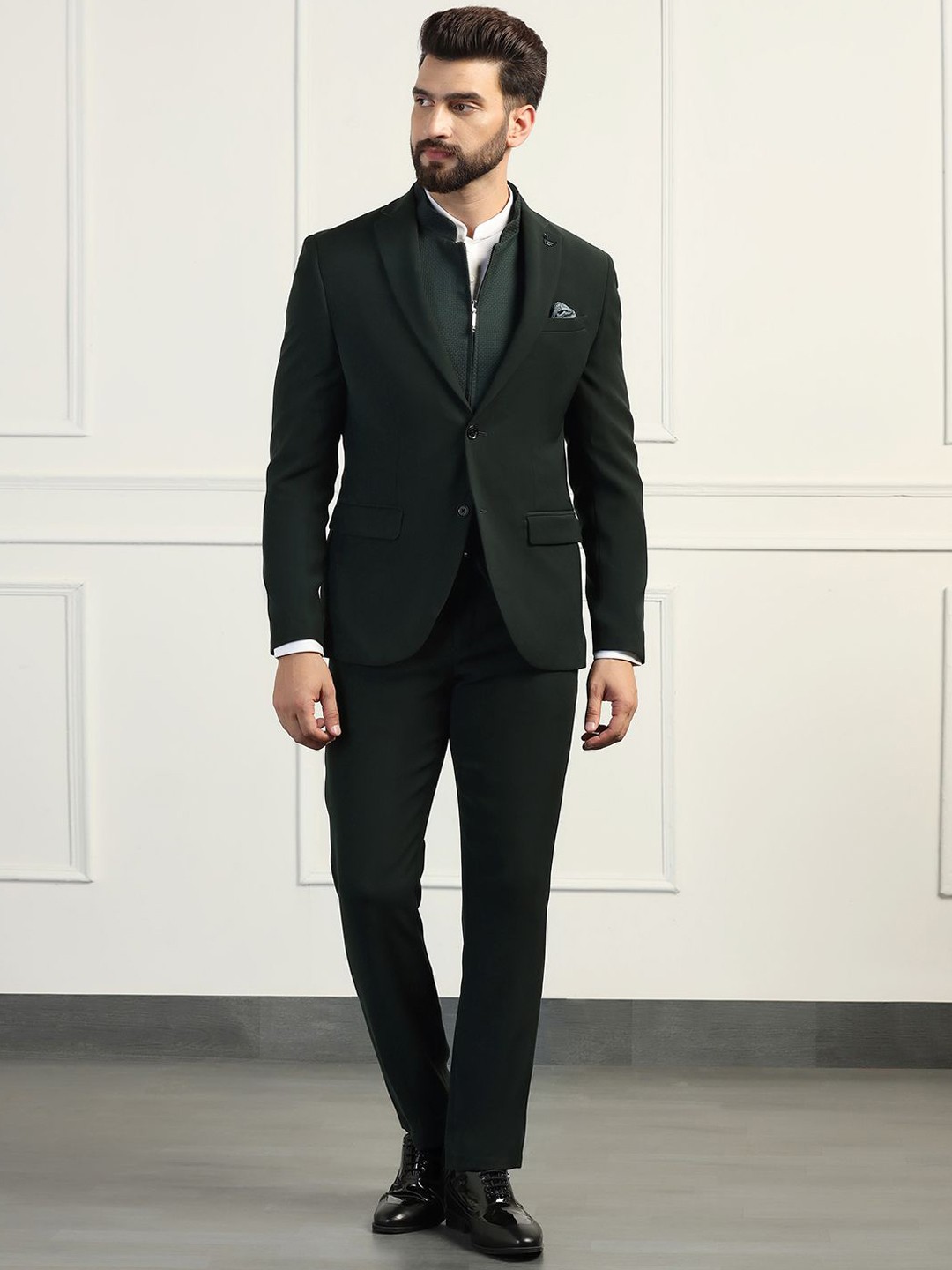 

Blackberrys Men Single-Breasted 3 Piece Formal Suit, Green