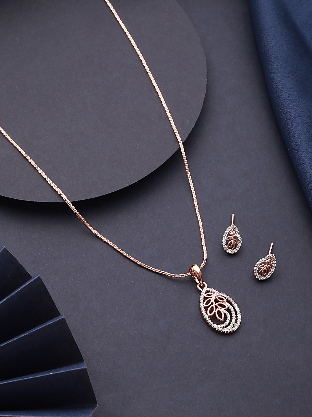 

SARAF TRENDZ Rose Gold-Plated AD-Studded Jewellery Set