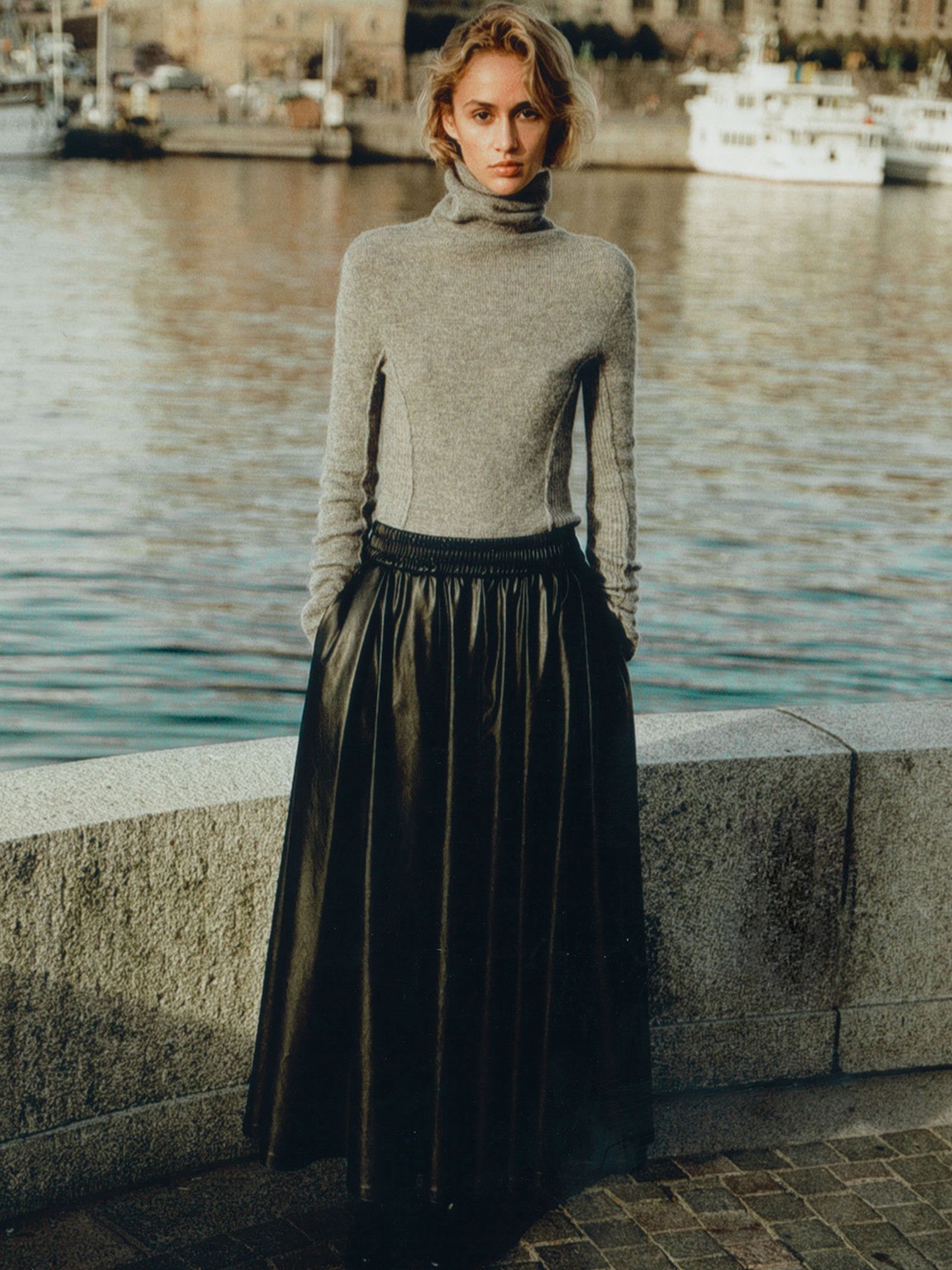 

H&M Coated A-Line Skirt, Black
