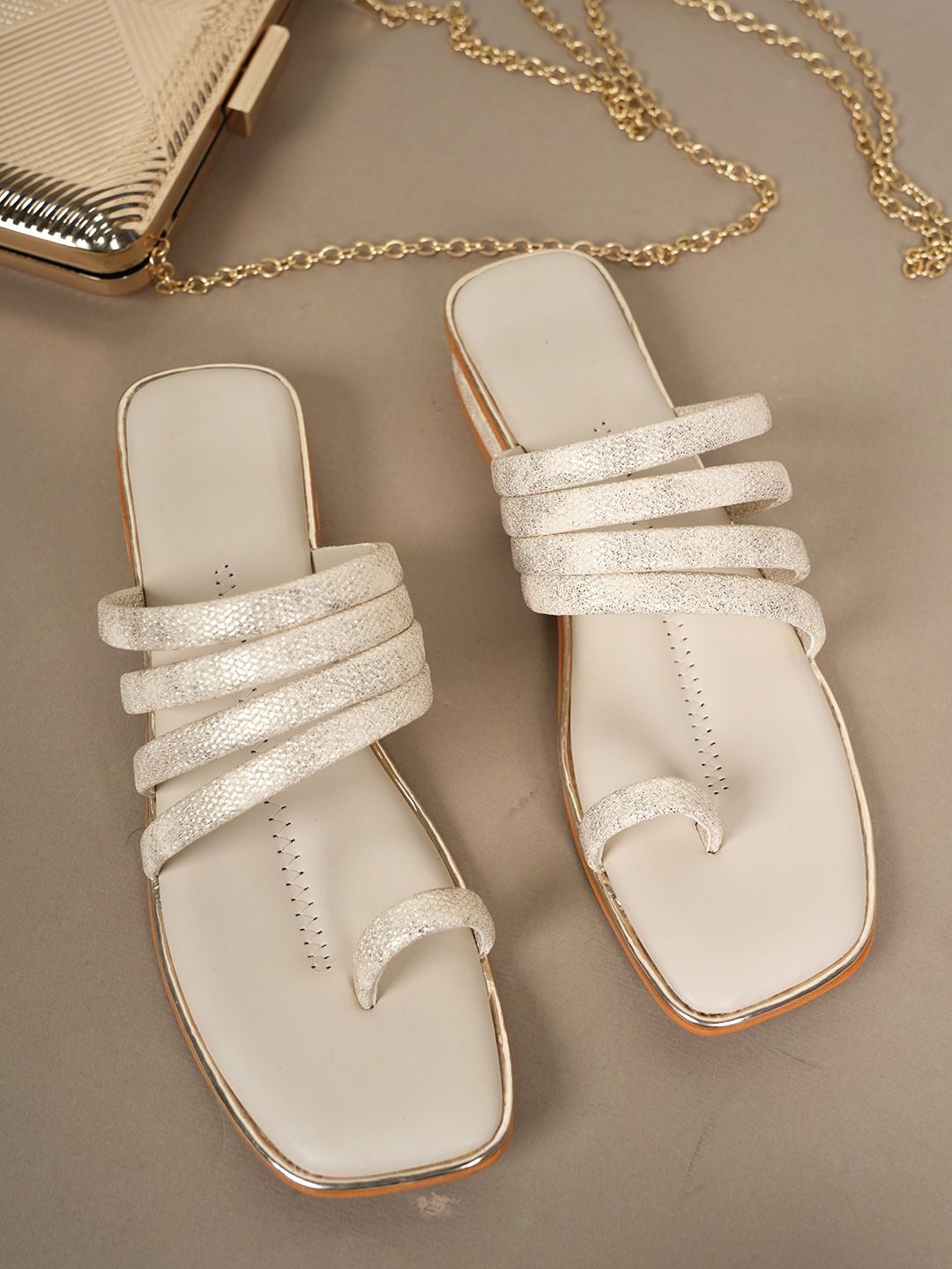 

Walkfree Women Striped One Toe Flats, Cream