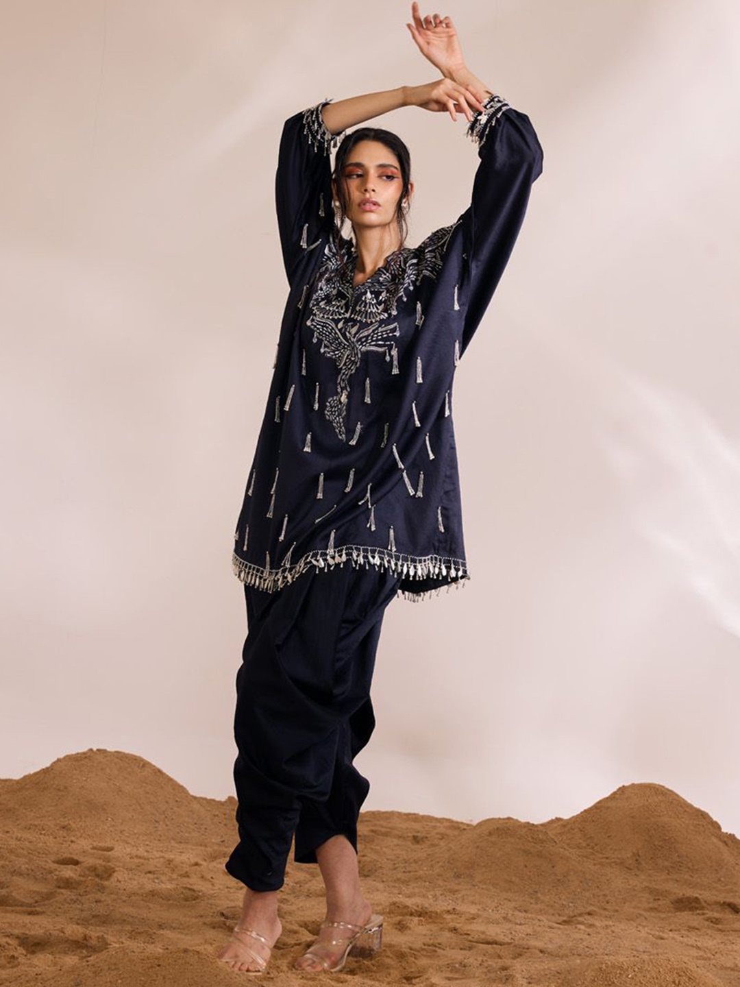 

DIVYA AGGARWAL V-Neck Embroidered Chanderi Silk Tunic with Dhoti Pant, Navy blue