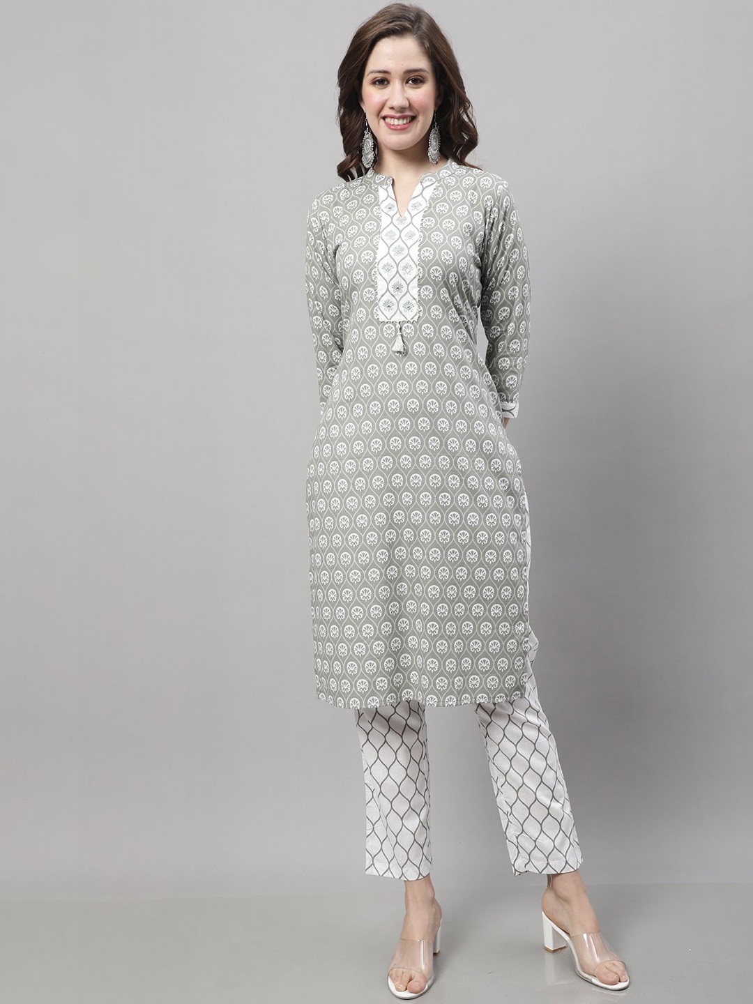 

Roly Poly Women Floral Printed Regular Pure Cotton Kurti with Trousers & With Dupatta, Green