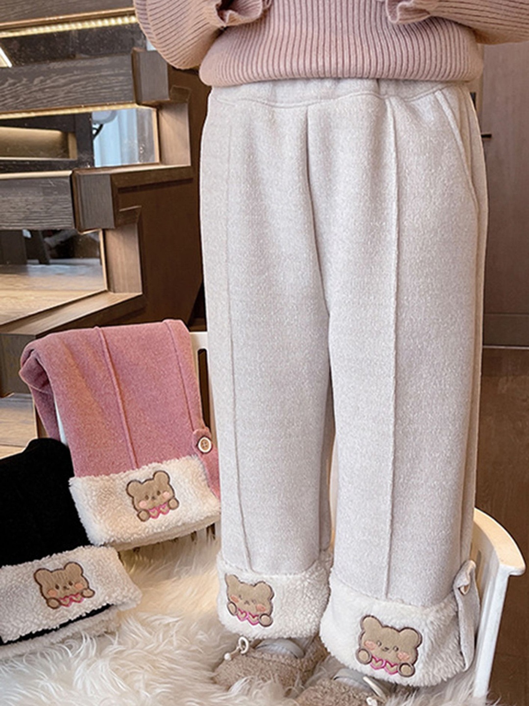 

LULU & SKY Girls Straight Fit High-Rise Trousers, White
