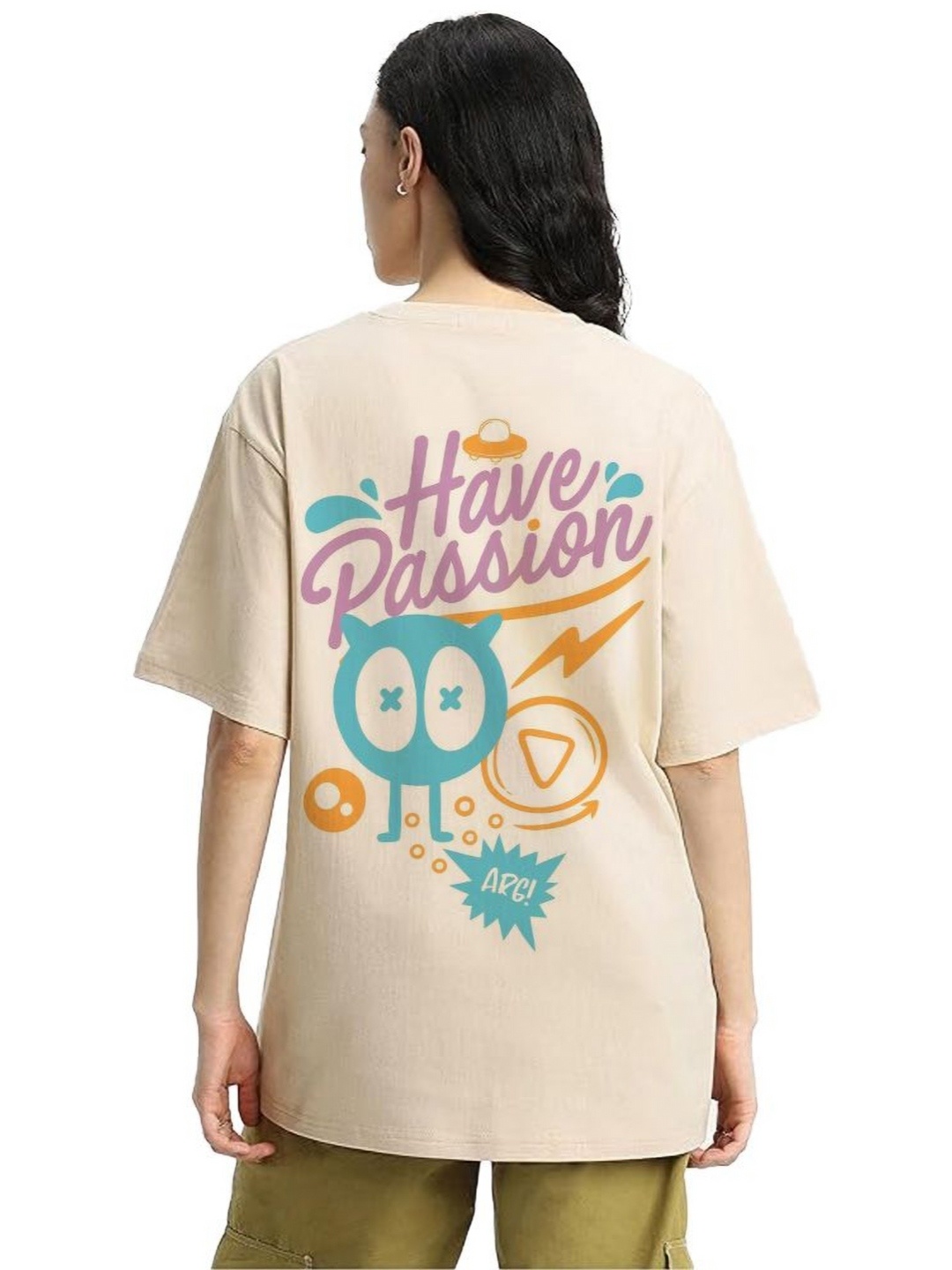 

VIXENLY Women Printed Applique T-shirt, Cream