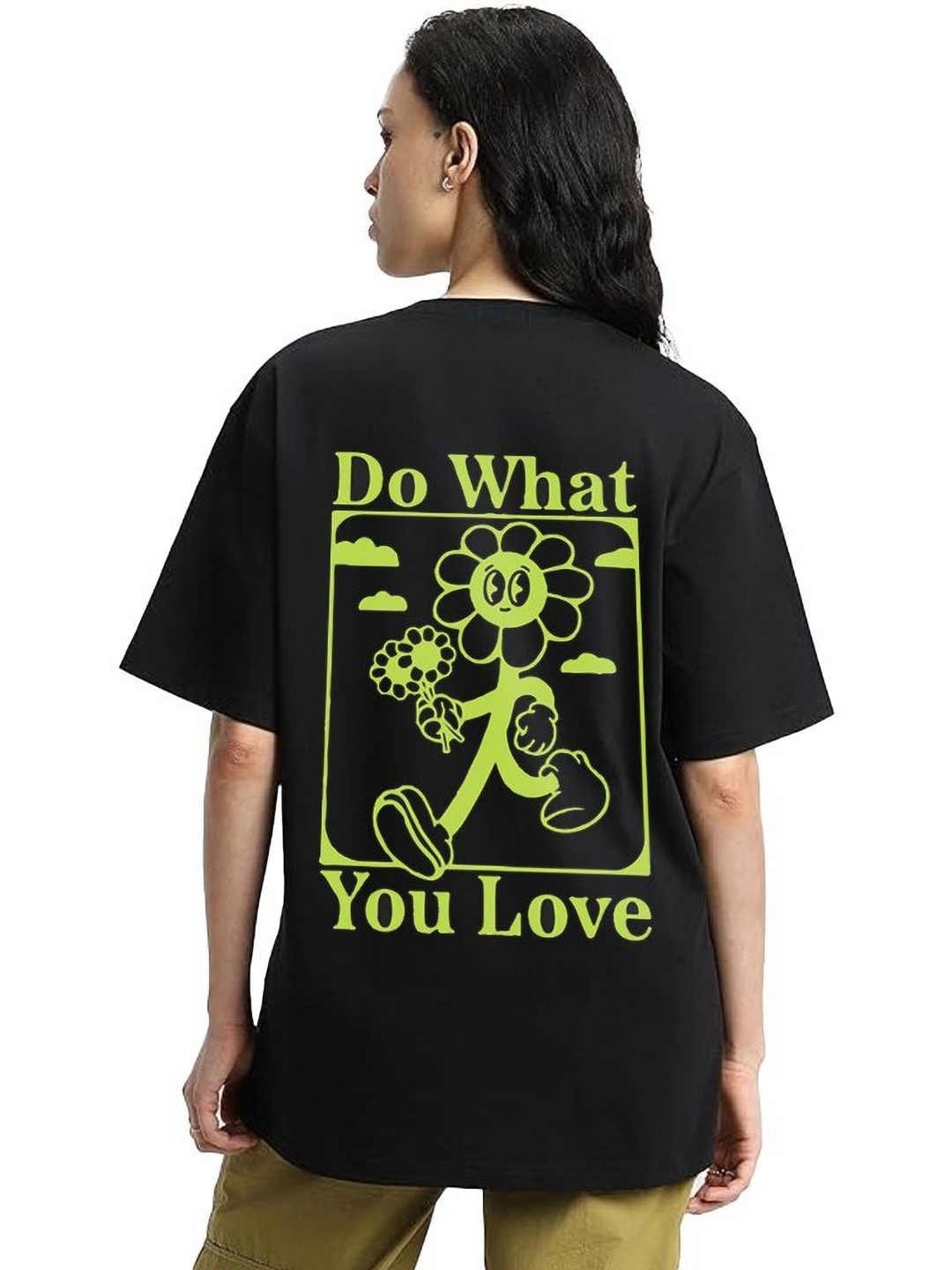 

VIXENLY Women Printed Applique T-shirt, Black