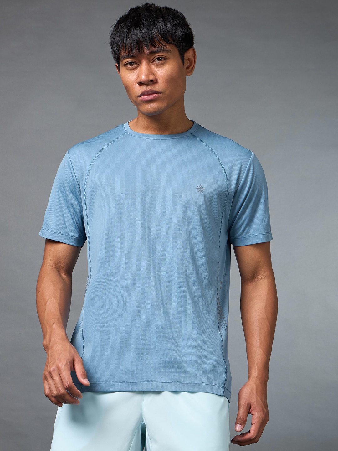 

CULT Men Solid Round Neck Train All Day Essential Moisture Wicking T-shirt, Blue