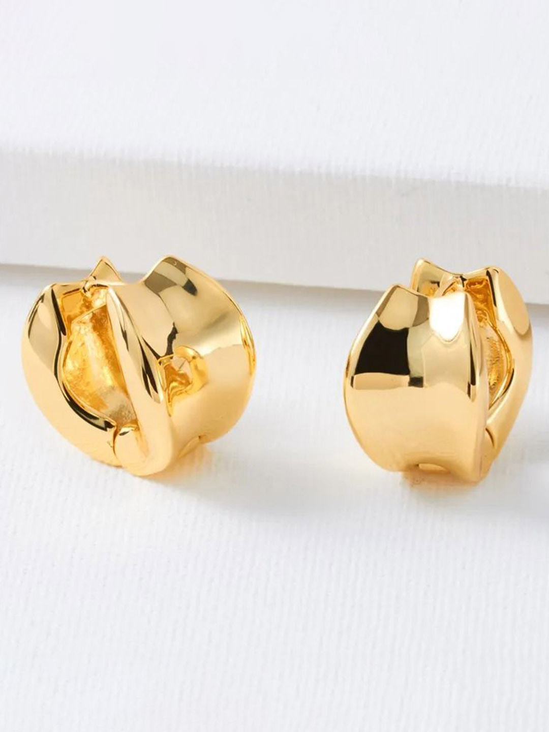 

MEENAZ Contemporary Stud Earrings, Gold