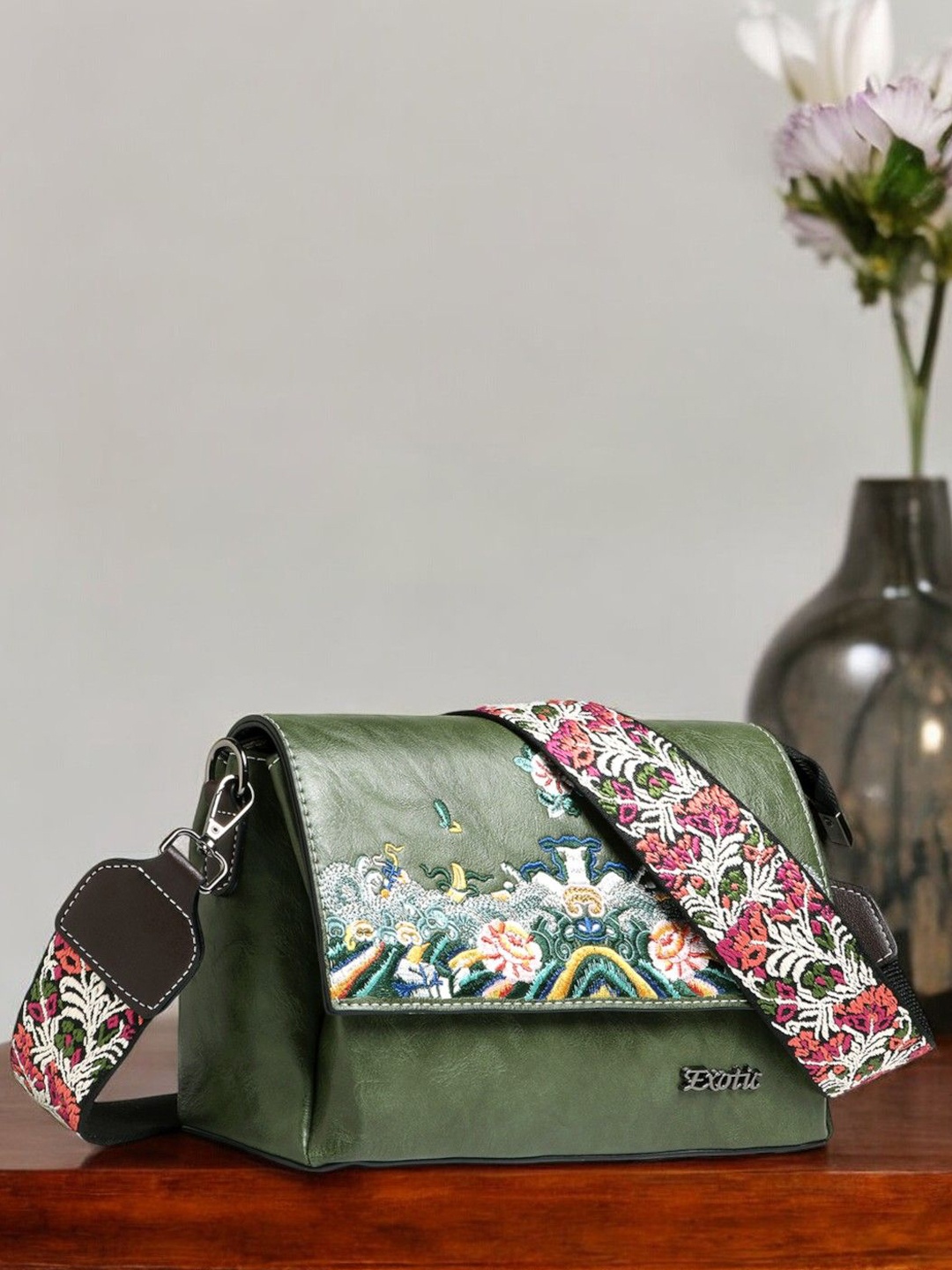 

Exotic Floral Shopper Sling Bag, Green