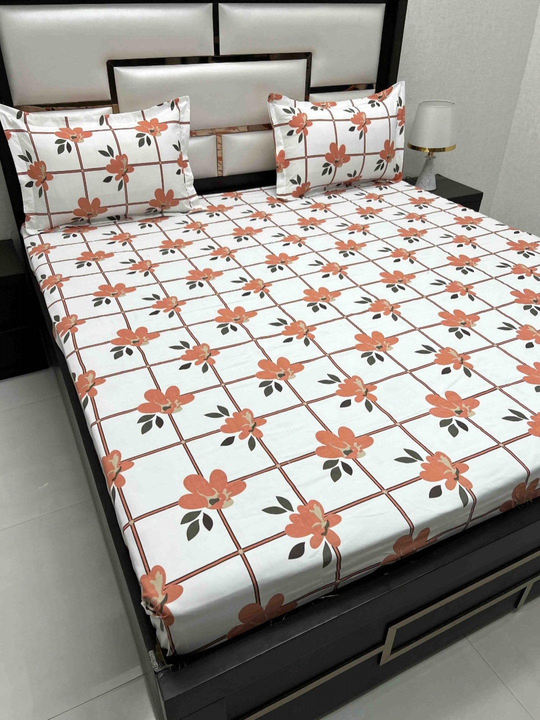 

Pure Decor Queen Size Double Bed Bedsheet With 2 Pillow Covers 2.28 m x 2.54 m, Orange