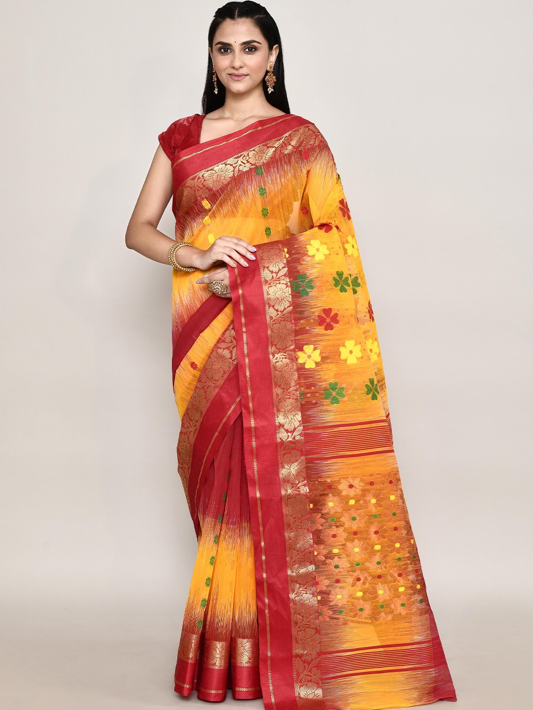 

PUKU Ethnic Motifs Patchwork Taant Saree, Red