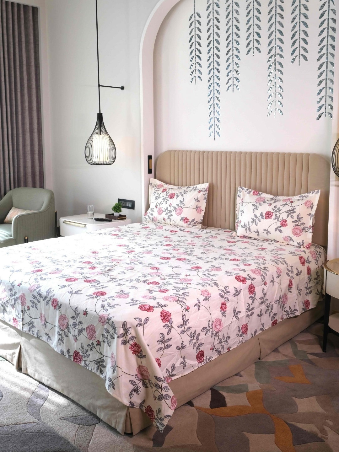 

Pure Decor Queen Size Double Bed Bedsheet With 2 Pillow Covers 2.28m X 2.54m, White