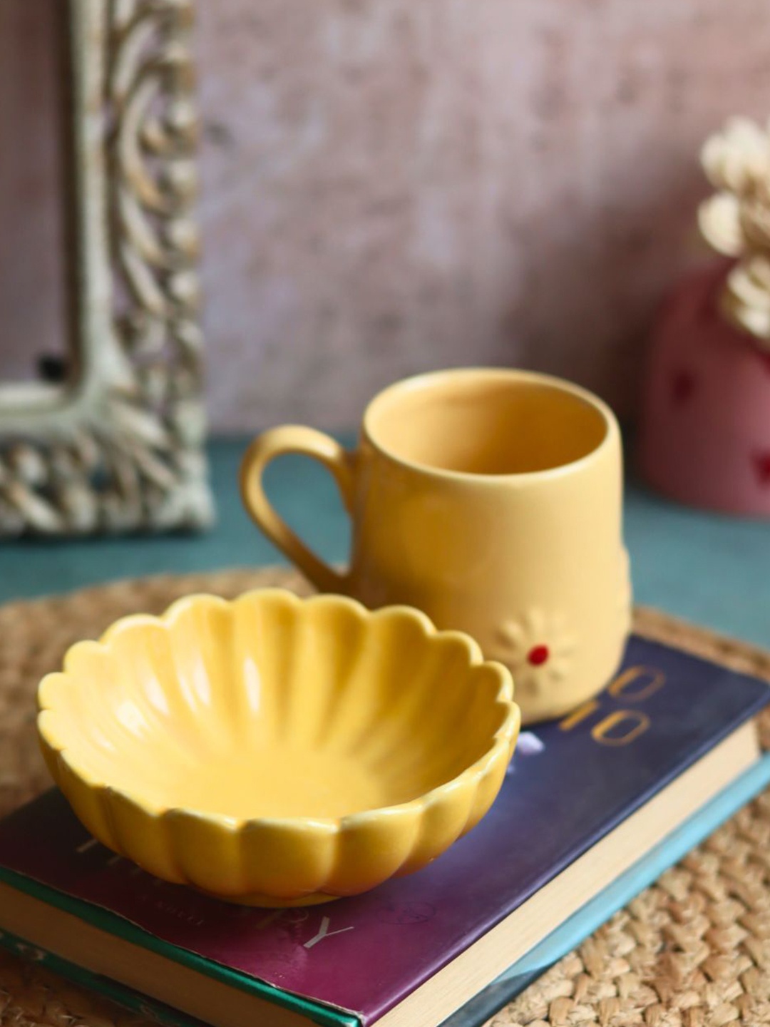 

WEAVING HOMES Yellow & Red 2 pieces Ceramic Glossy Mug & Bowl