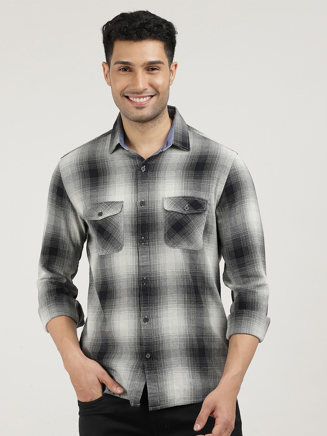

DRAGON HILL Men Classic Slim Fit Opaque Checked Casual Shirt, Na