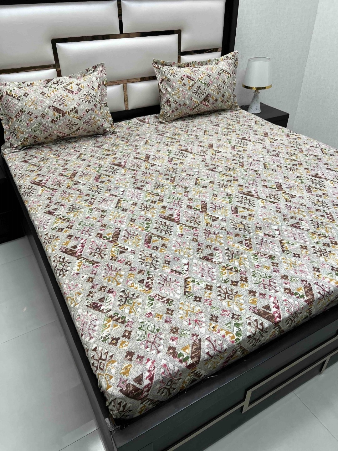 

Pure Decor Cotton Queen Size Double Bedsheet With 2 Pillow Covers 2.28m X 2.54m, Grey