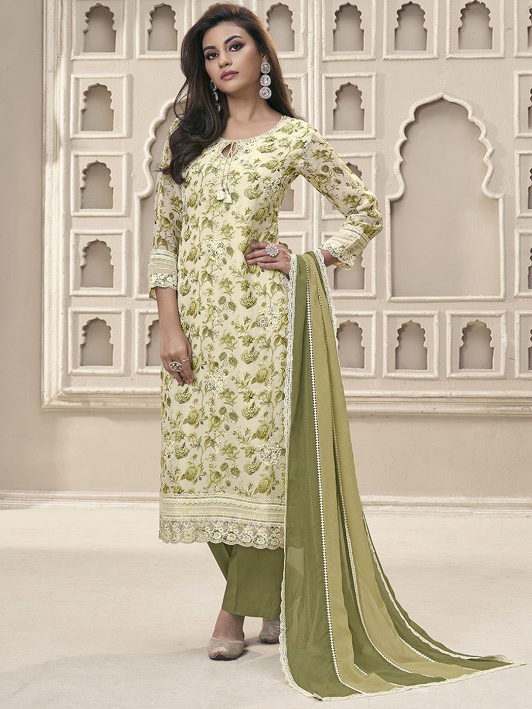 

Seerat Women Ethnic Motifs Printed Regular Thread Work Kurta with Trousers & With Dupatta, Cream
