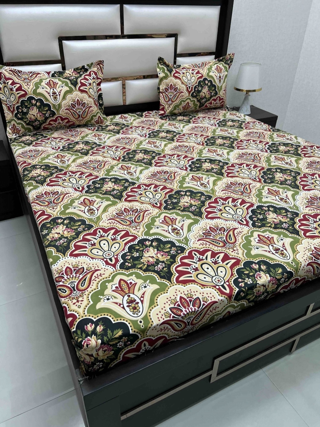 

Pure Decor Amulya Green Ethnic Printed Microfiber 300 TC Queen Bedsheet Set 2.55 x 2.27 m